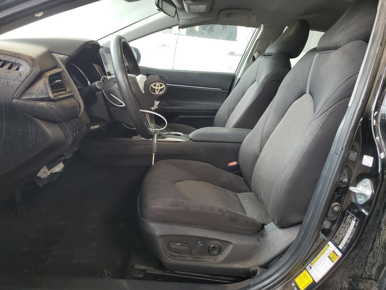 2021 Toyota Camry Le - Image 7