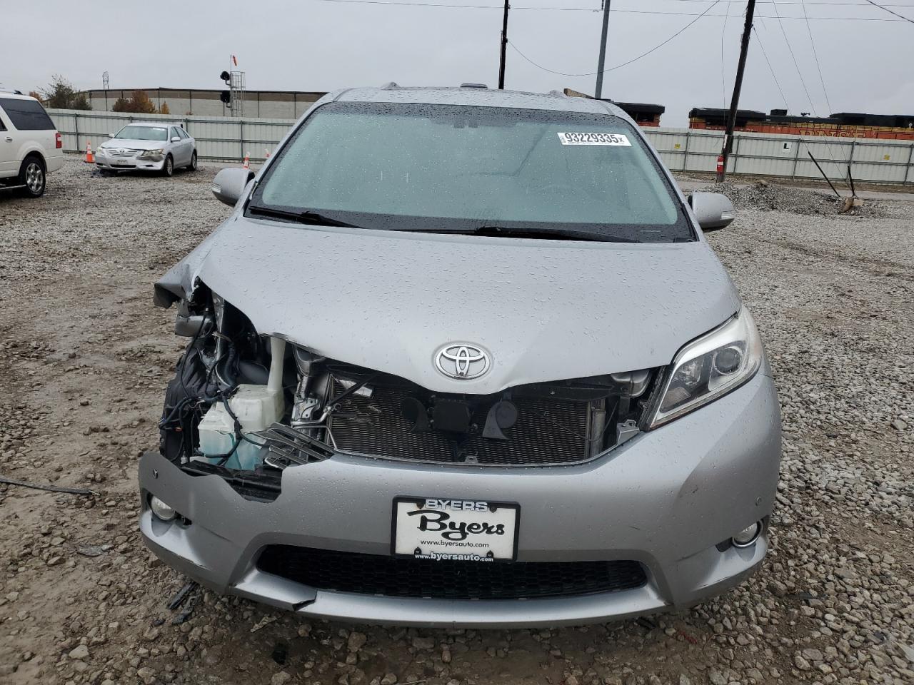 2016 Toyota Sienna - Фото 5