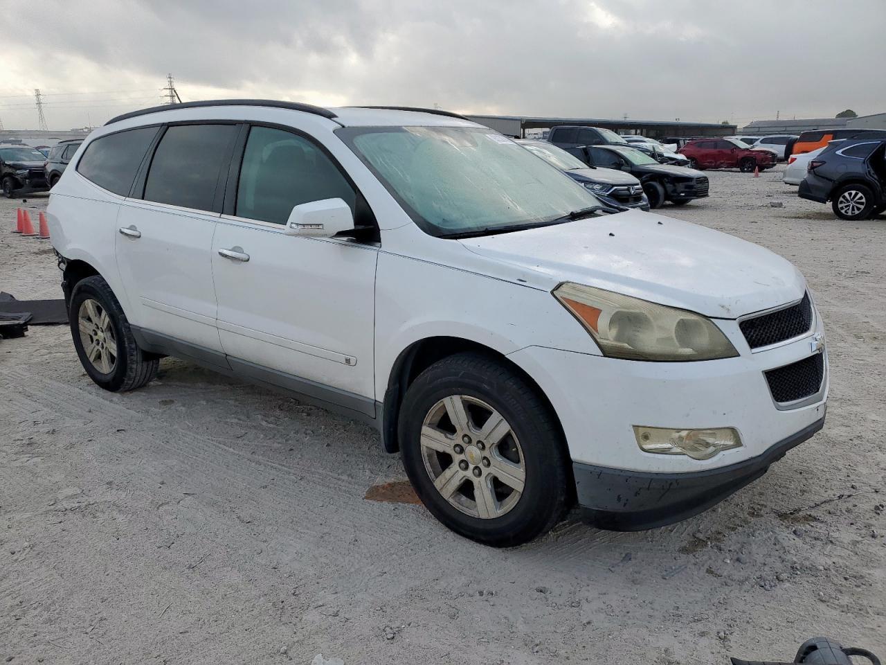 2010 Chevrolet Traverse Lt - Image 4