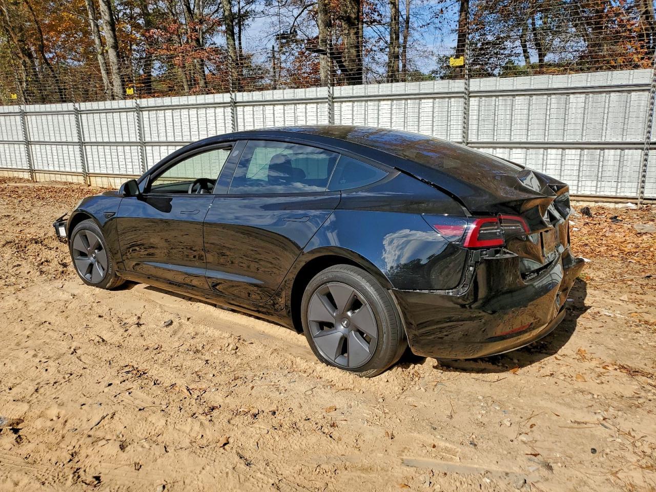 2023 Tesla Model 3 - Image 2