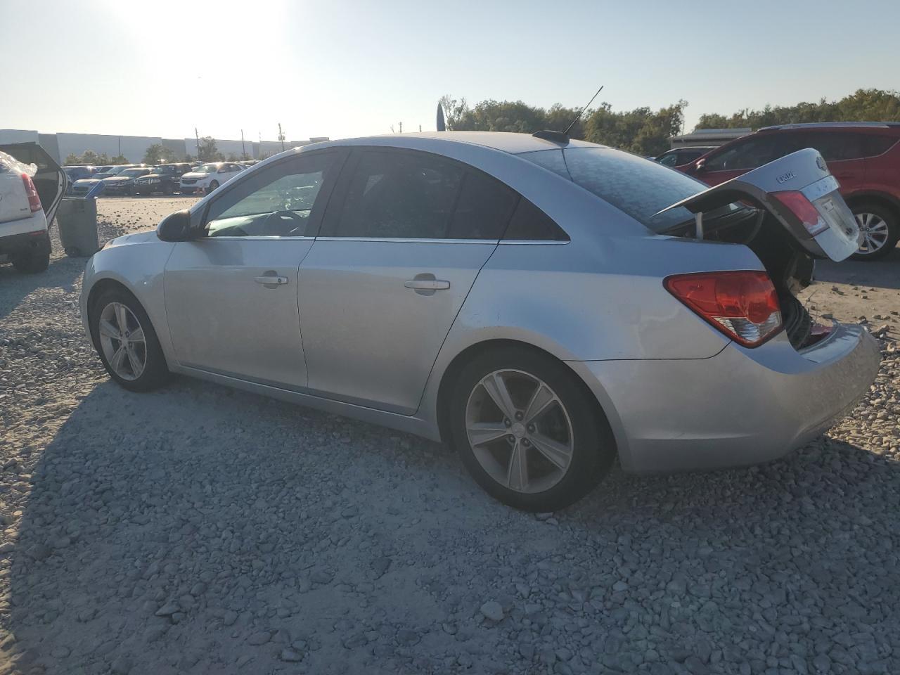 2015 Chevrolet Cruze Lt - Фото 2
