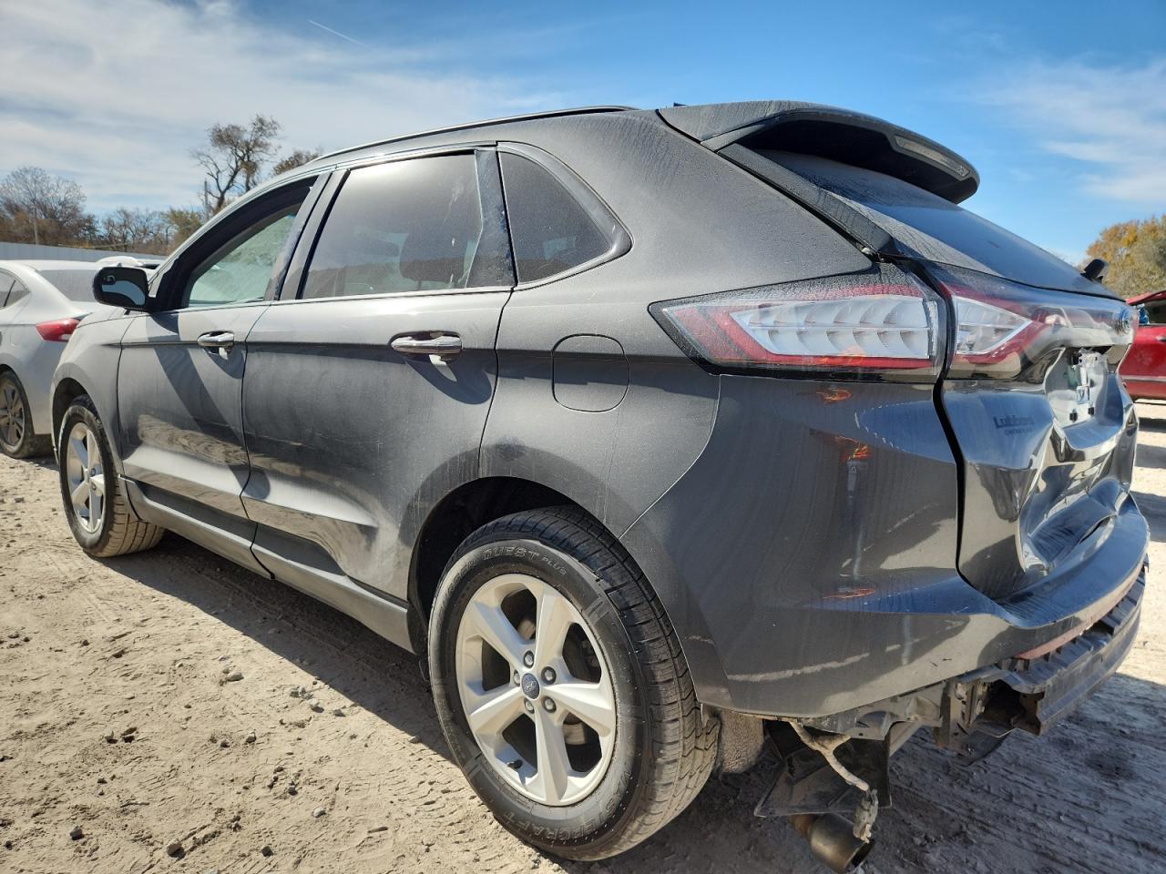 2017 Ford Edge Se - Image 2