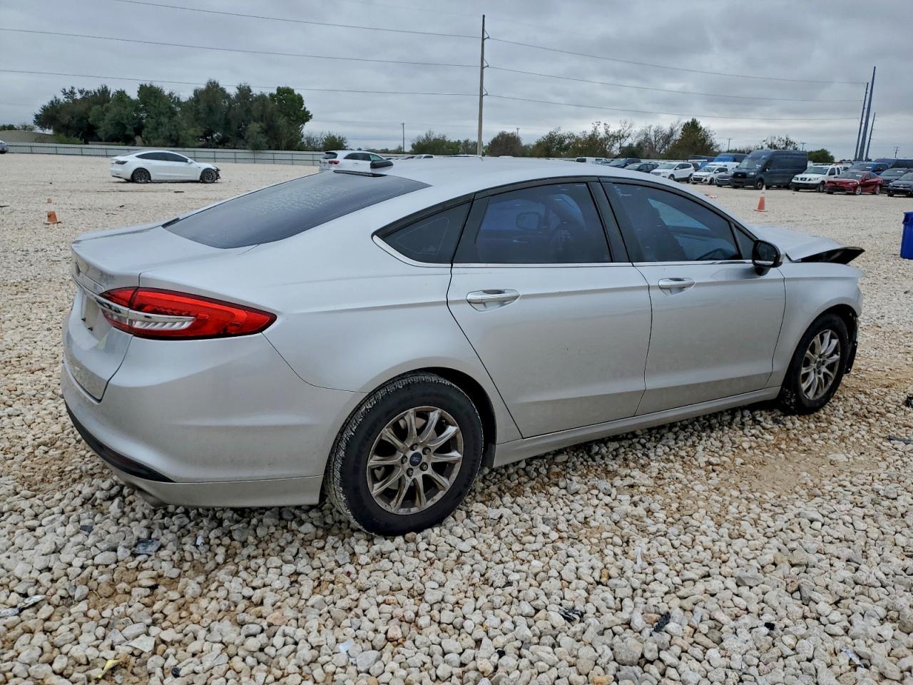 2017 Ford Fusion S - Image 3