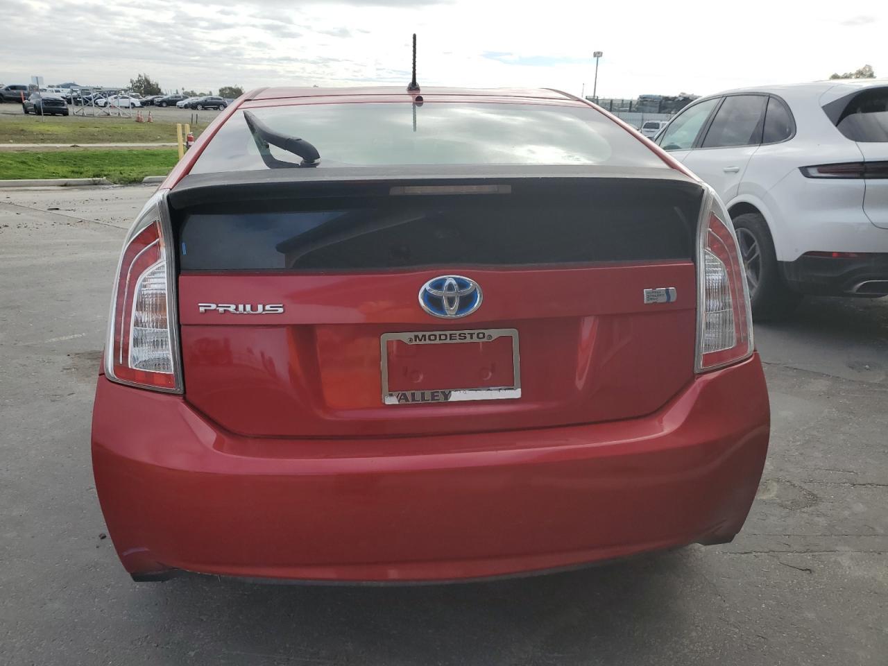2013 Toyota Prius - Фото 6