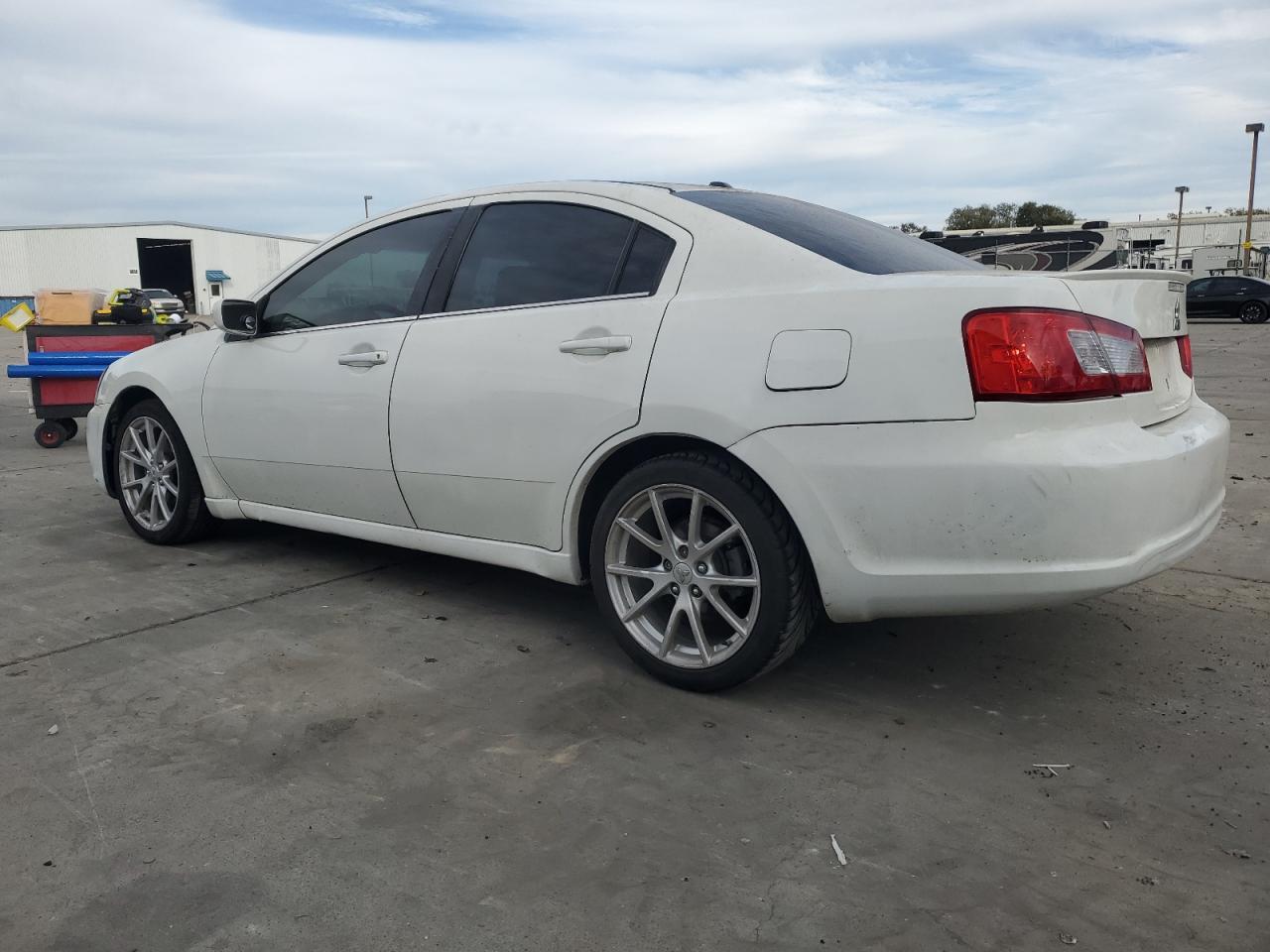 2012 Mitsubishi Galant Es - Фото 2