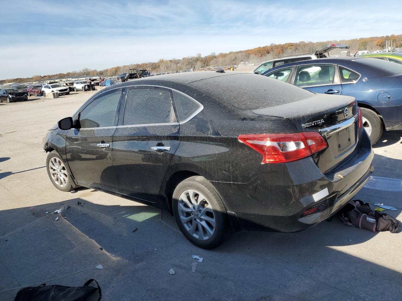 2017 Nissan Sentra S - Фото 2