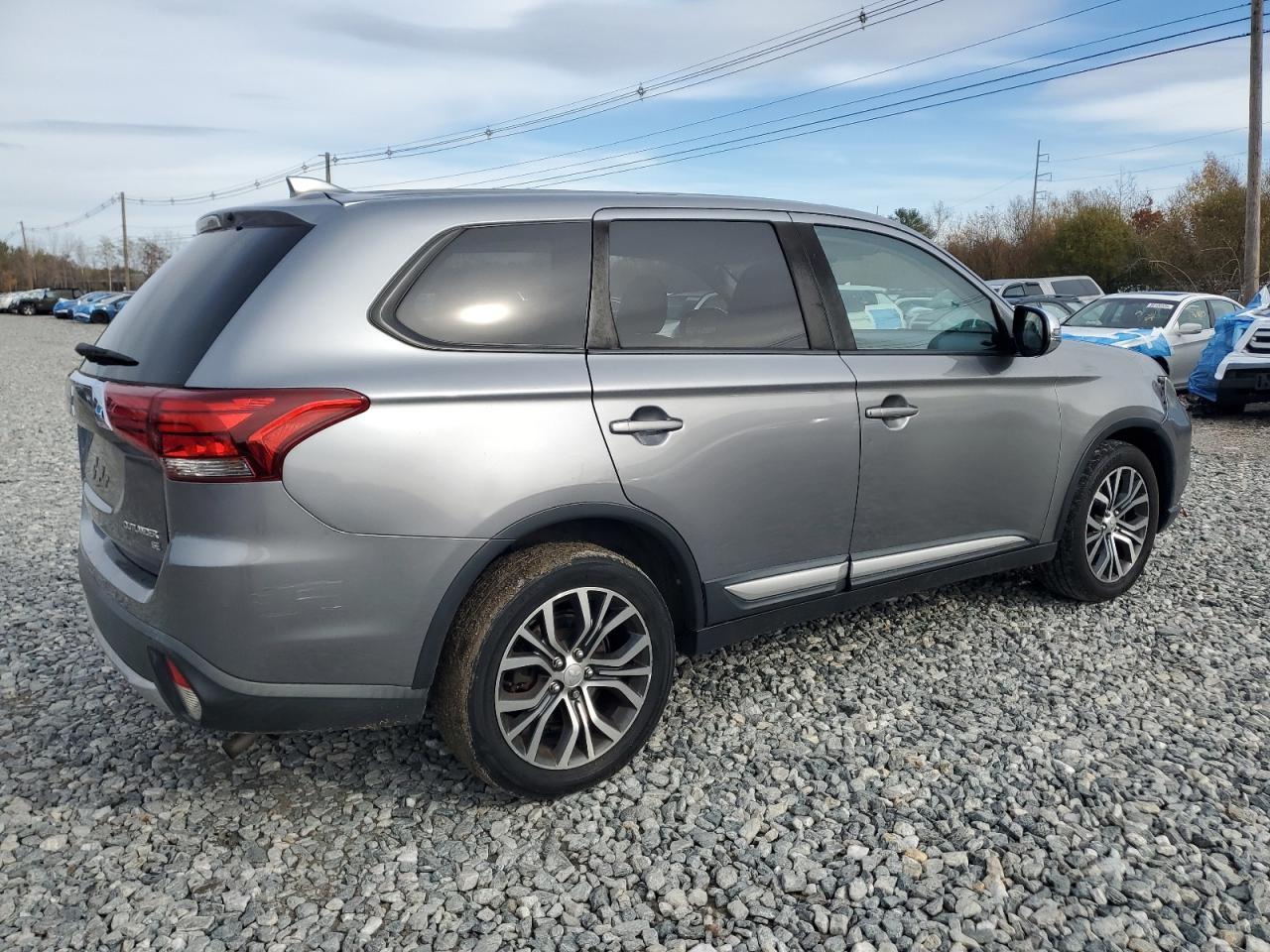 2018 Mitsubishi Outlander Se - Image 3