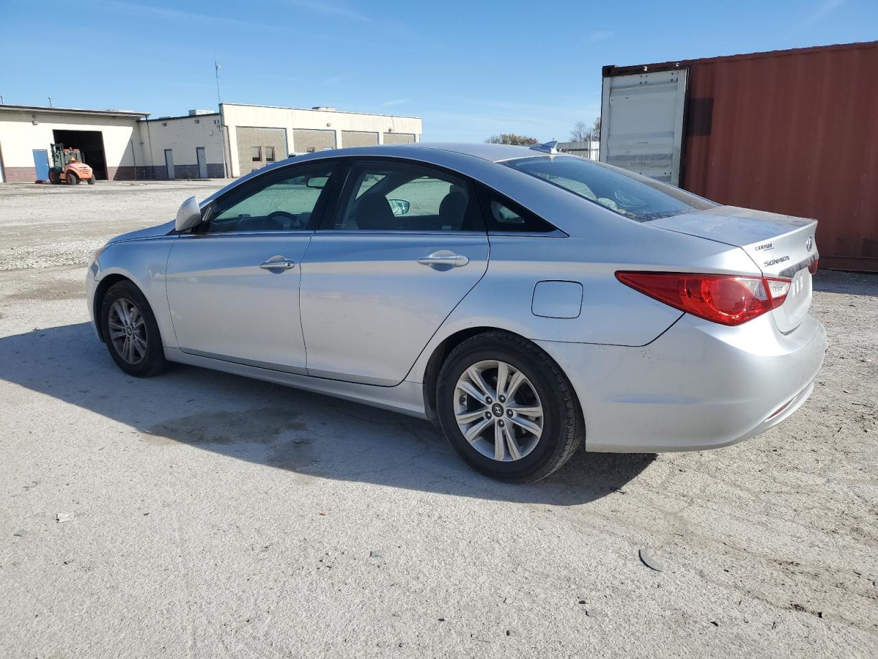 2013 Hyundai Sonata Gls - Фото 2
