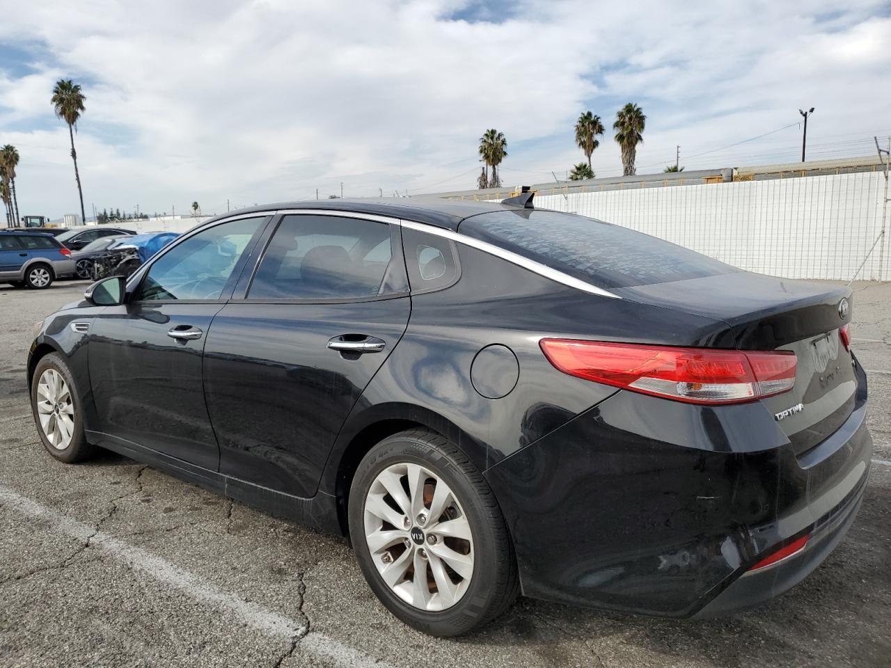 2018 Kia Optima Ex - Фото 2