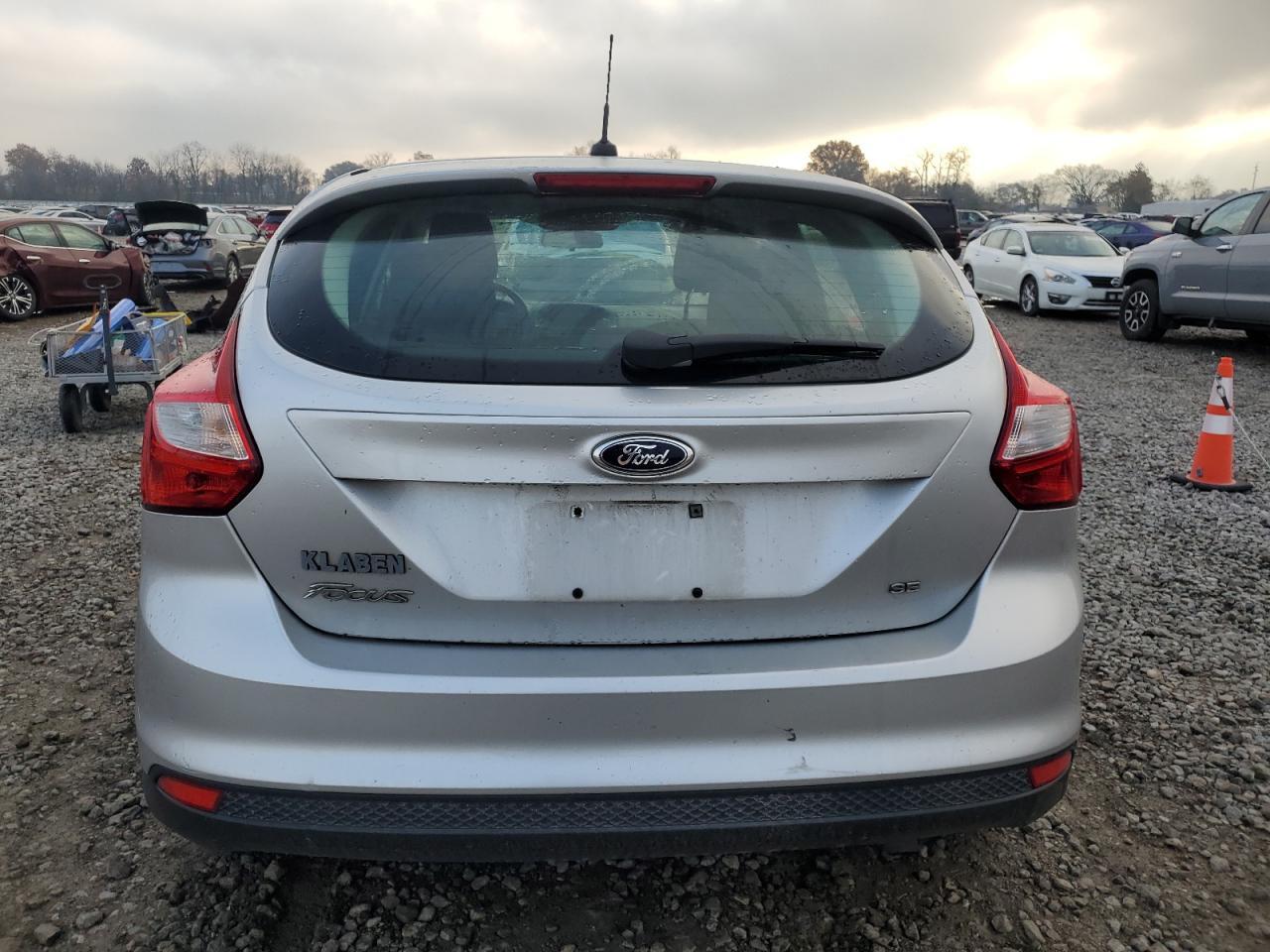 2012 Ford Focus Se - Фото 6