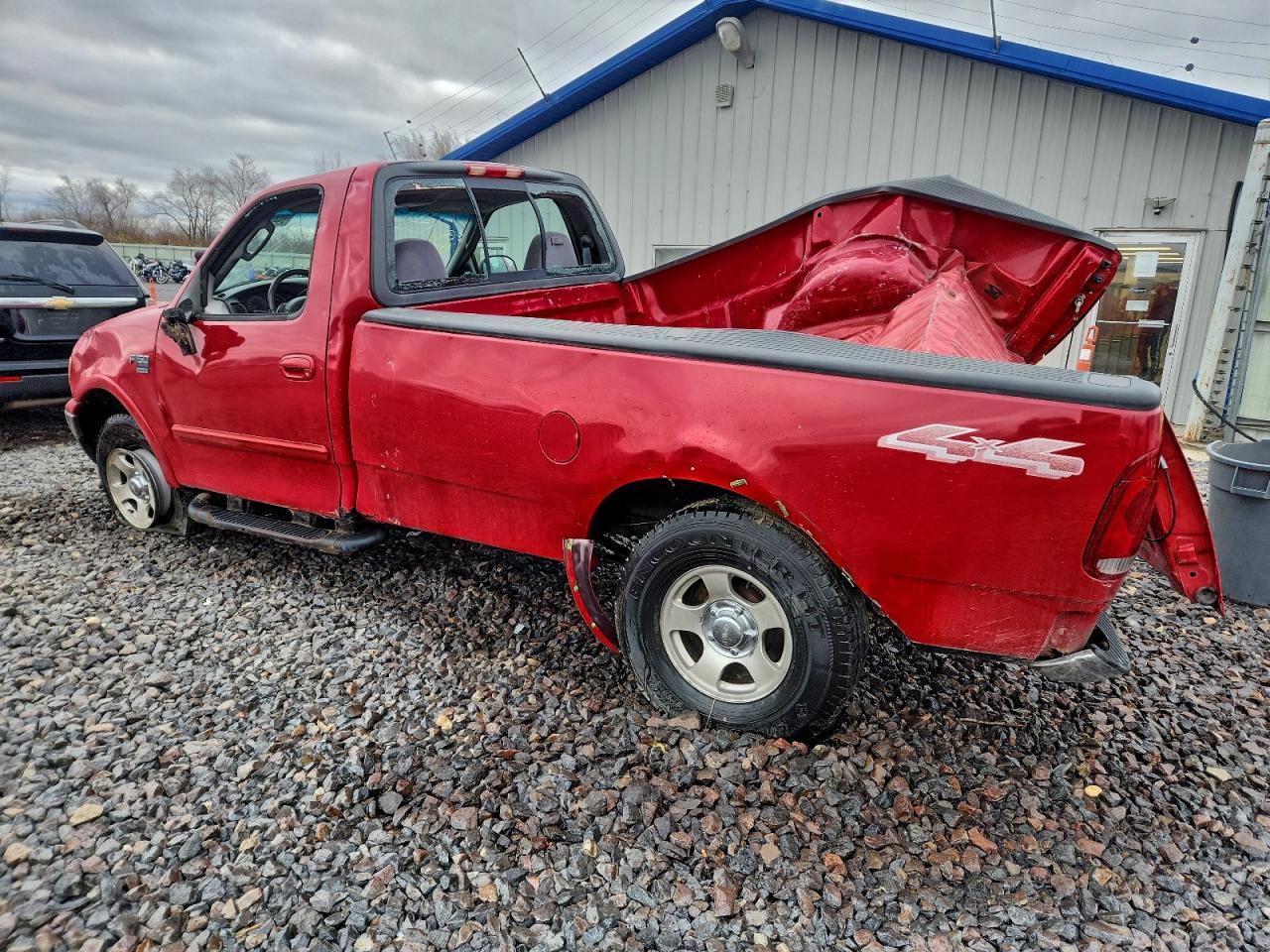 2002 Ford F150 - Image 2