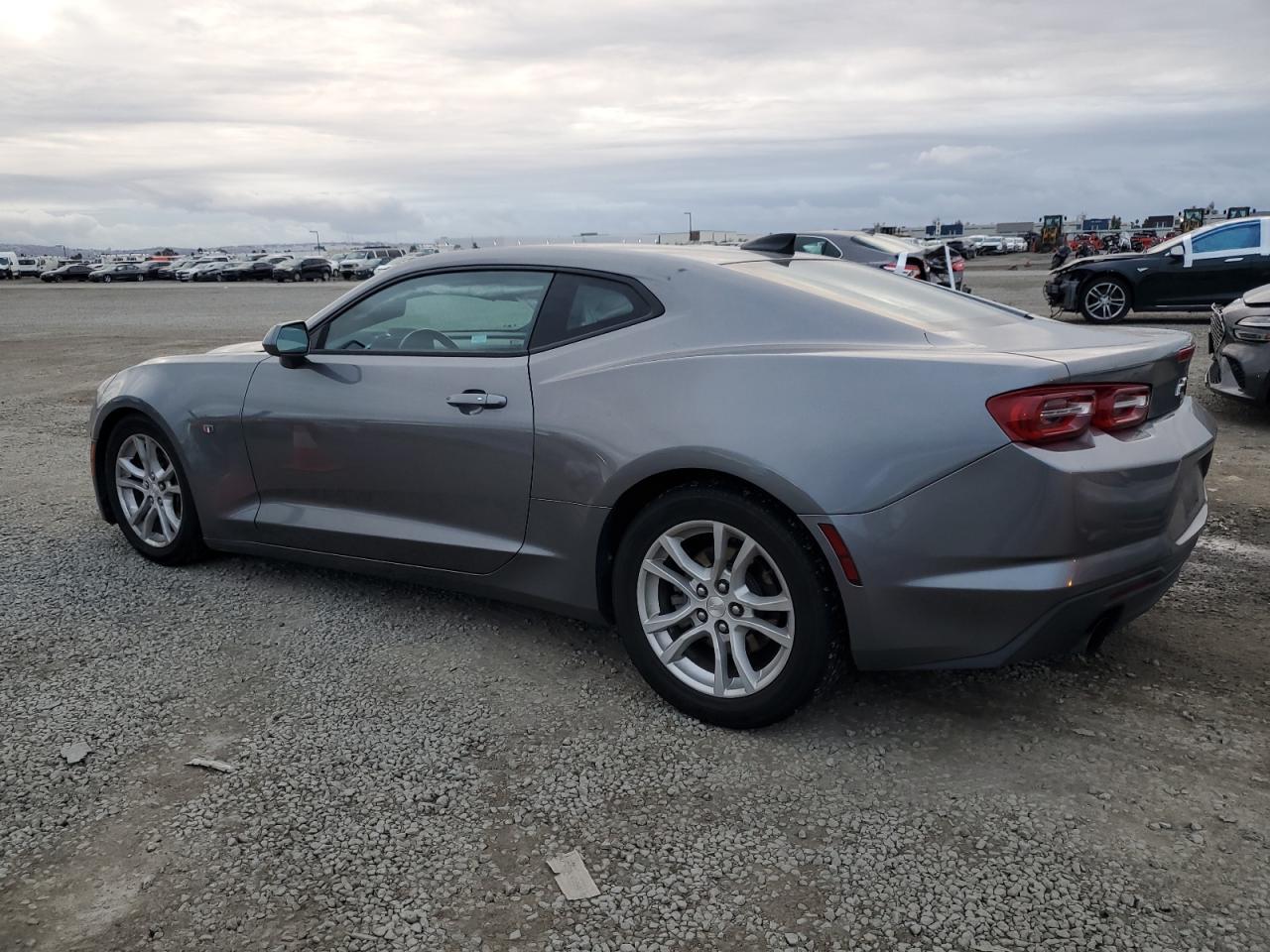 2020 Chevrolet Camaro Ls - Фото 2