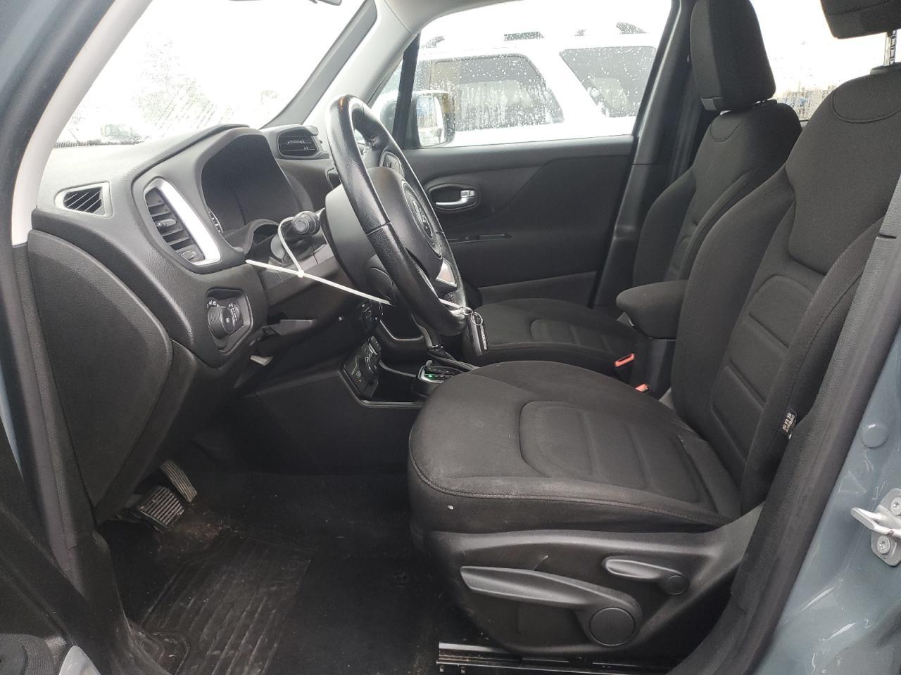 2018 Jeep Renegade Latitude - Image 7