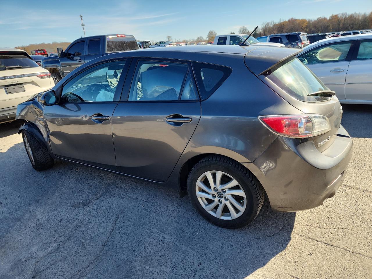 2013 Mazda 3 I - Фото 2