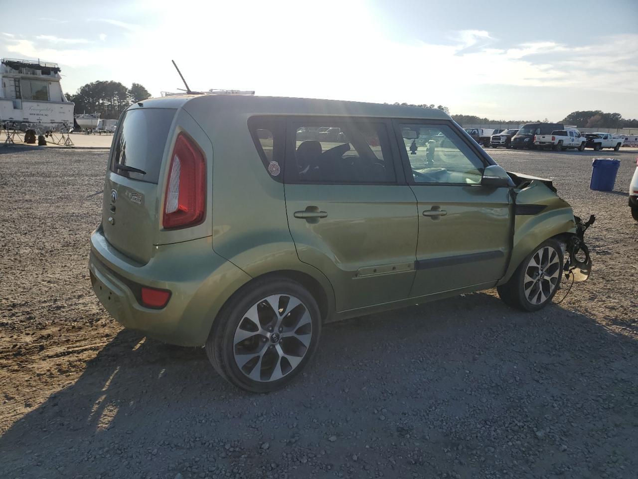 2013 Kia Soul + - Фото 3