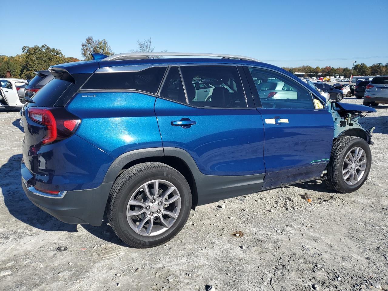 2022 GMC Terrain Slt - Фото 3