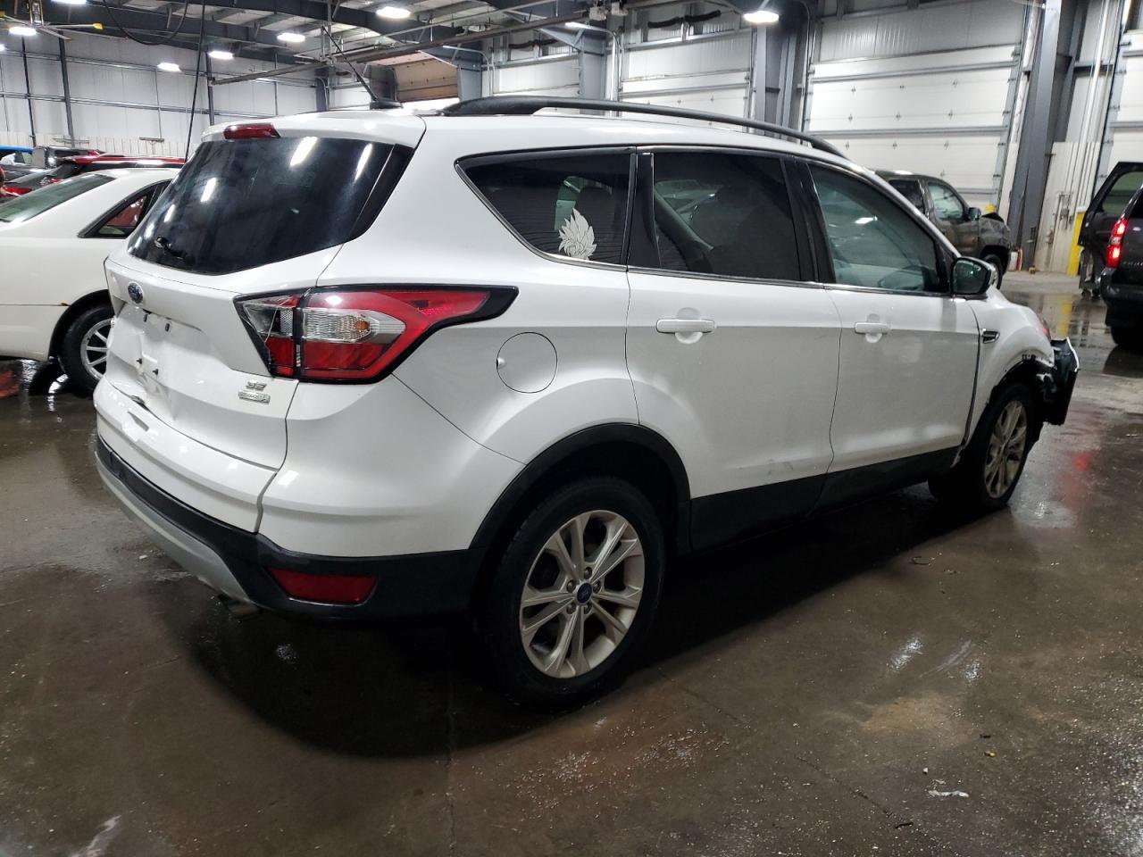 2018 Ford Escape Se - Фото 3