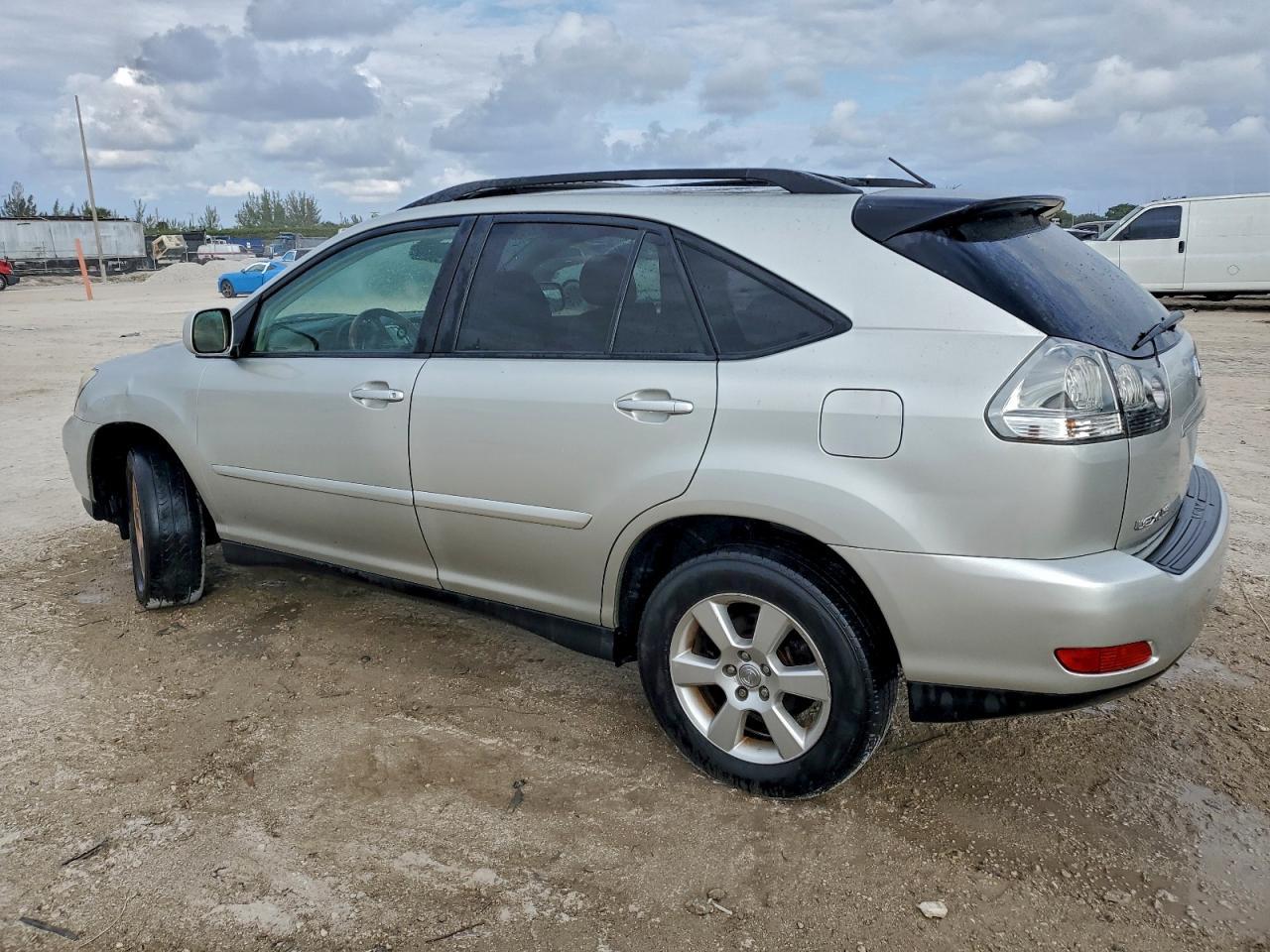 2004 Lexus Rx 330 - Фото 2