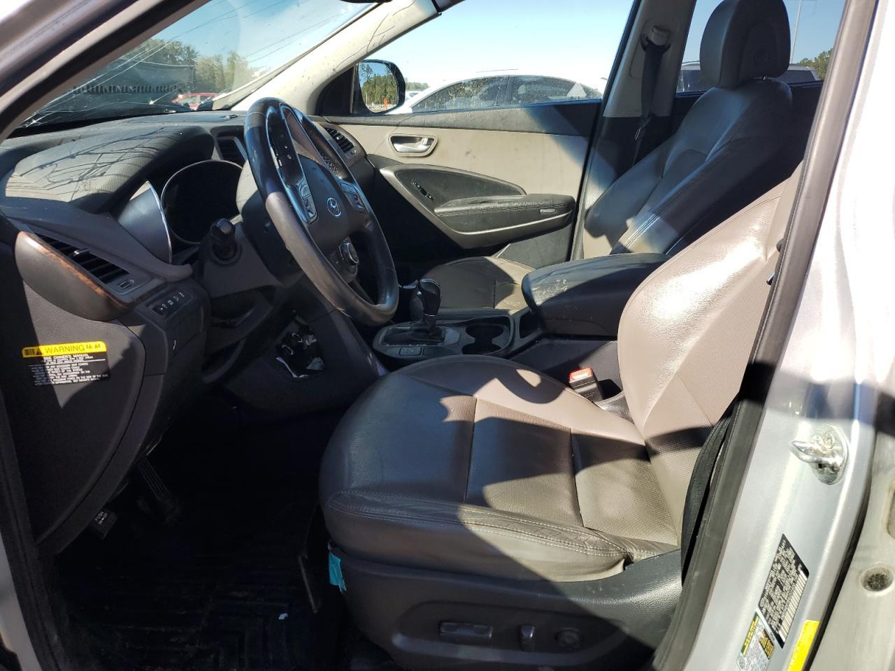 2017 Hyundai Santa Fe Se - Фото 7