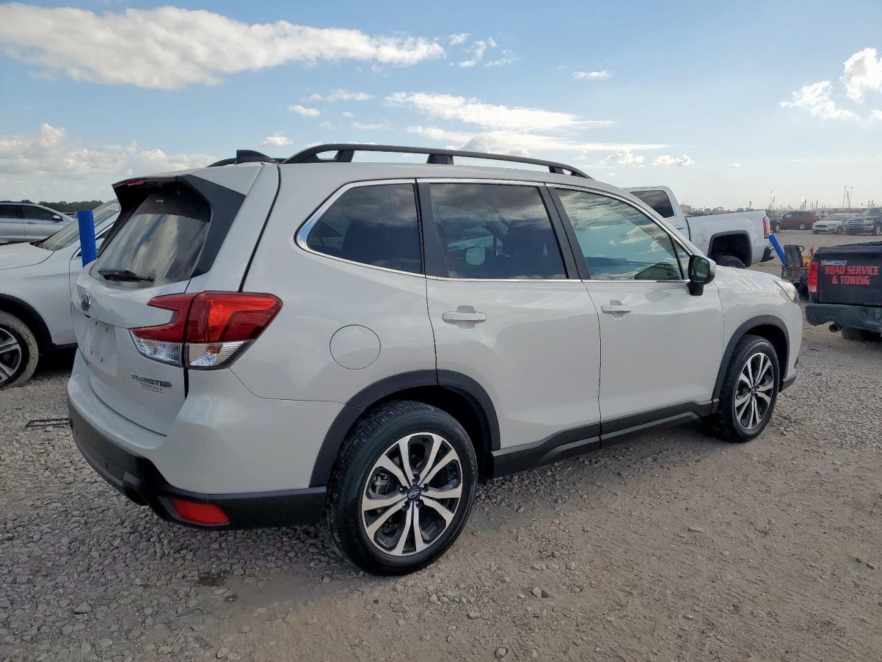 2024 Subaru Forester Limited - Фото 3