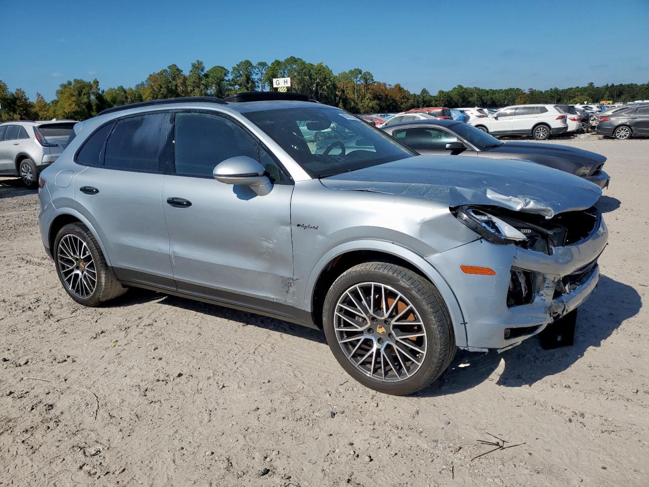 2023 Porsche Cayenne E-Hybrid - Фото 4