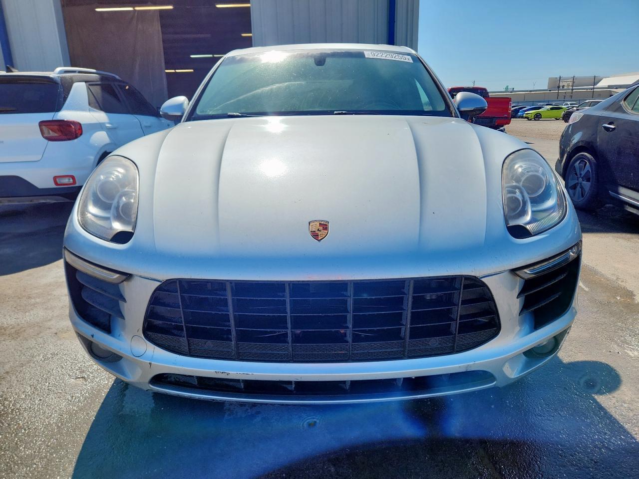 2015 Porsche Macan S - Image 5