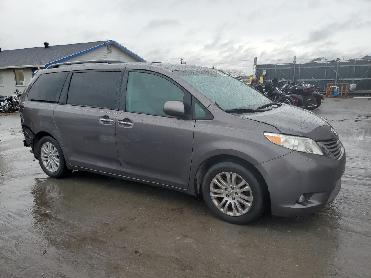2012 Toyota Sienna Xle - Фото 4