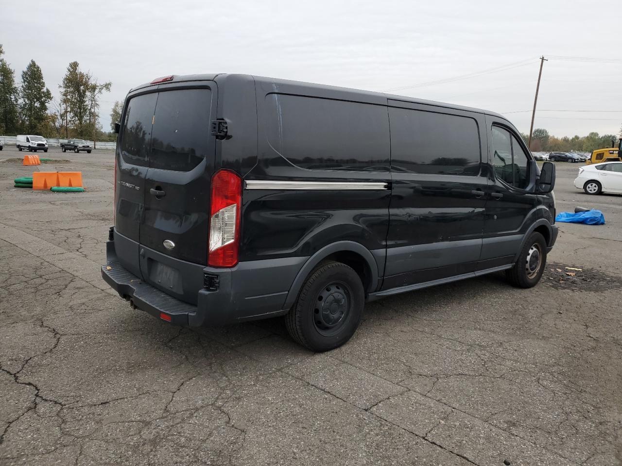 2015 Ford Transit T-150 - Фото 3