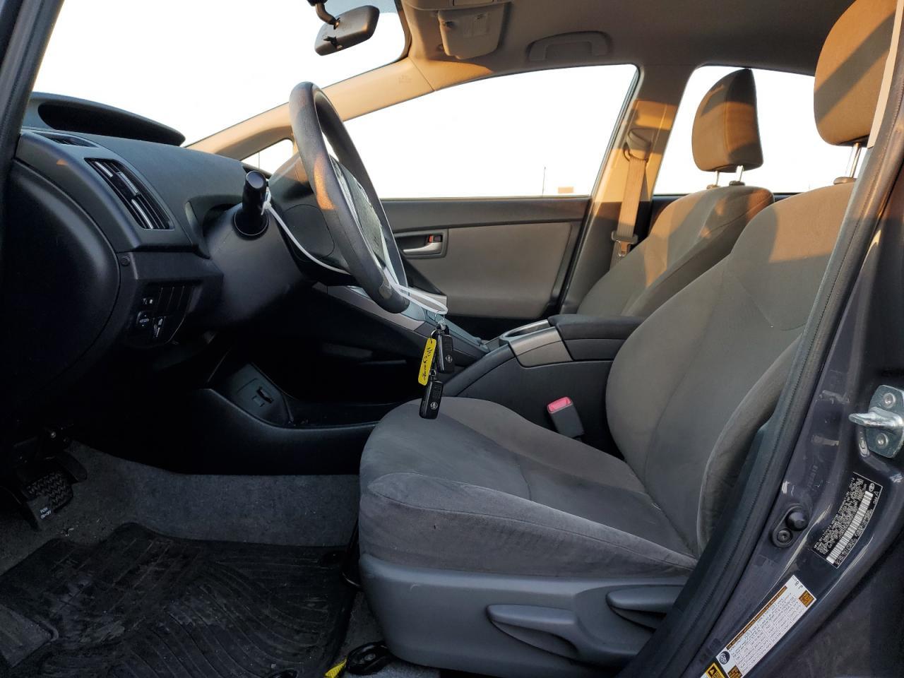 2012 Toyota Prius - Фото 7