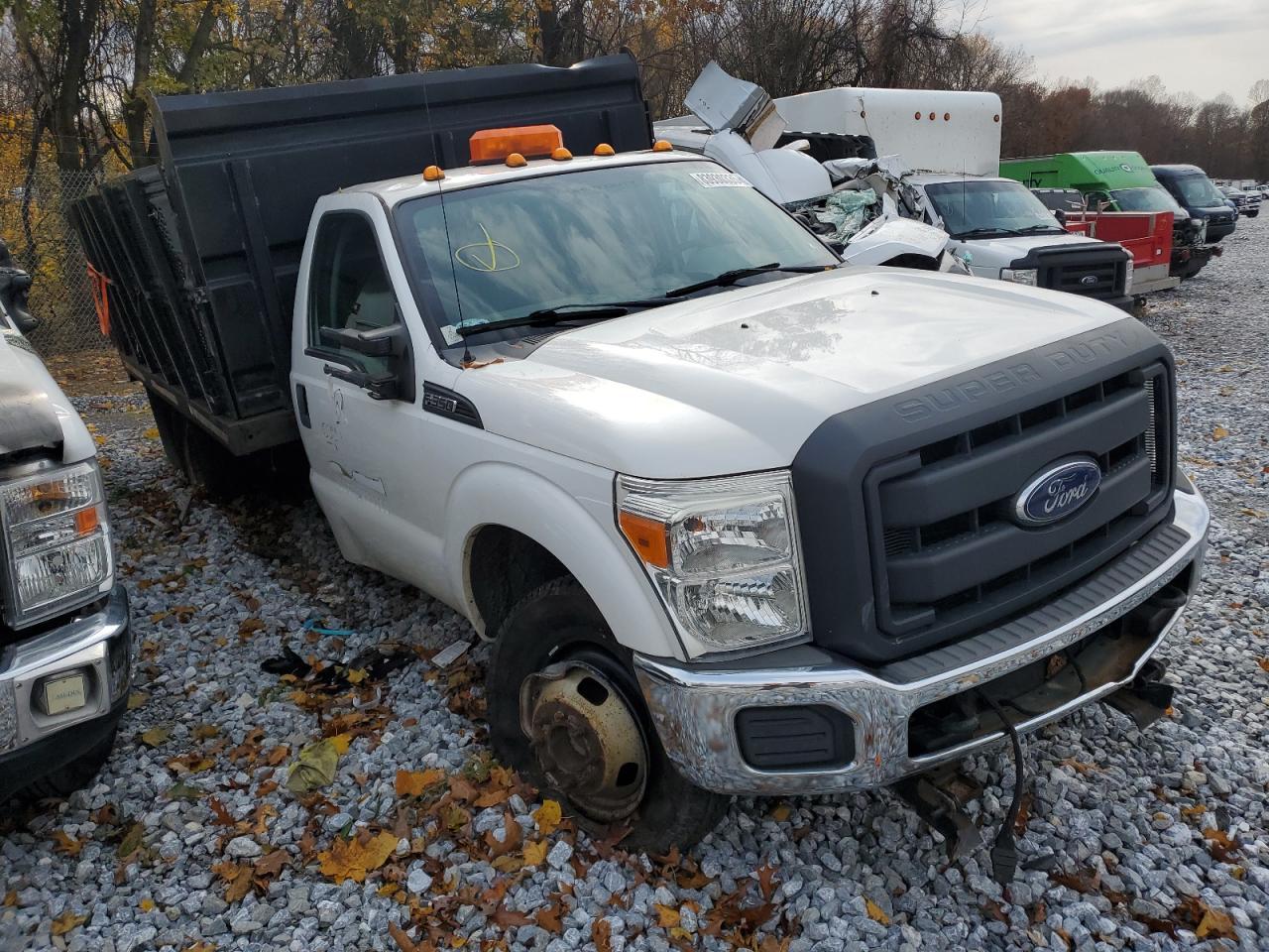 2015 Ford F350 Super Duty - Фото 4