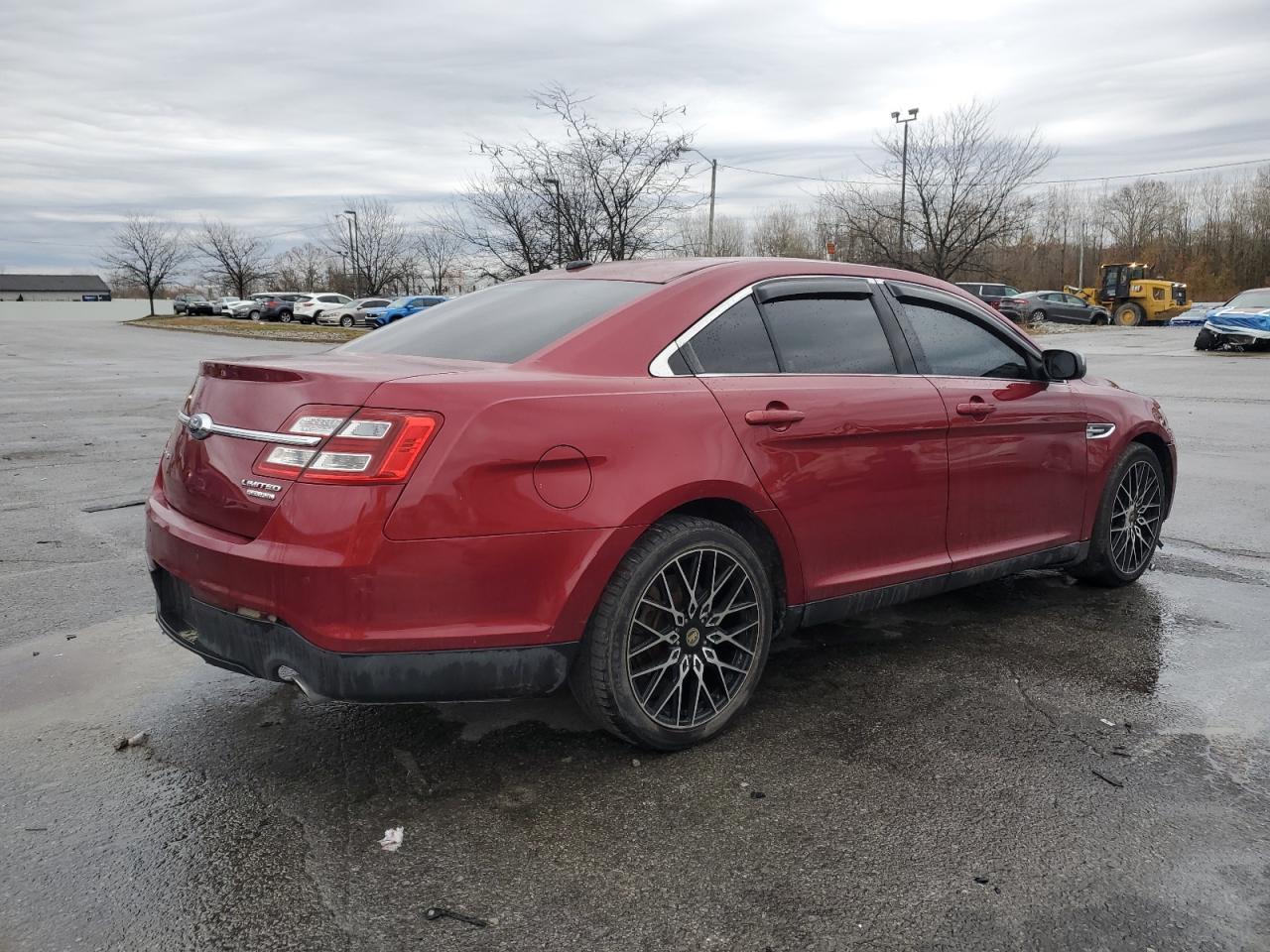 2013 Ford Taurus Limited - Image 3
