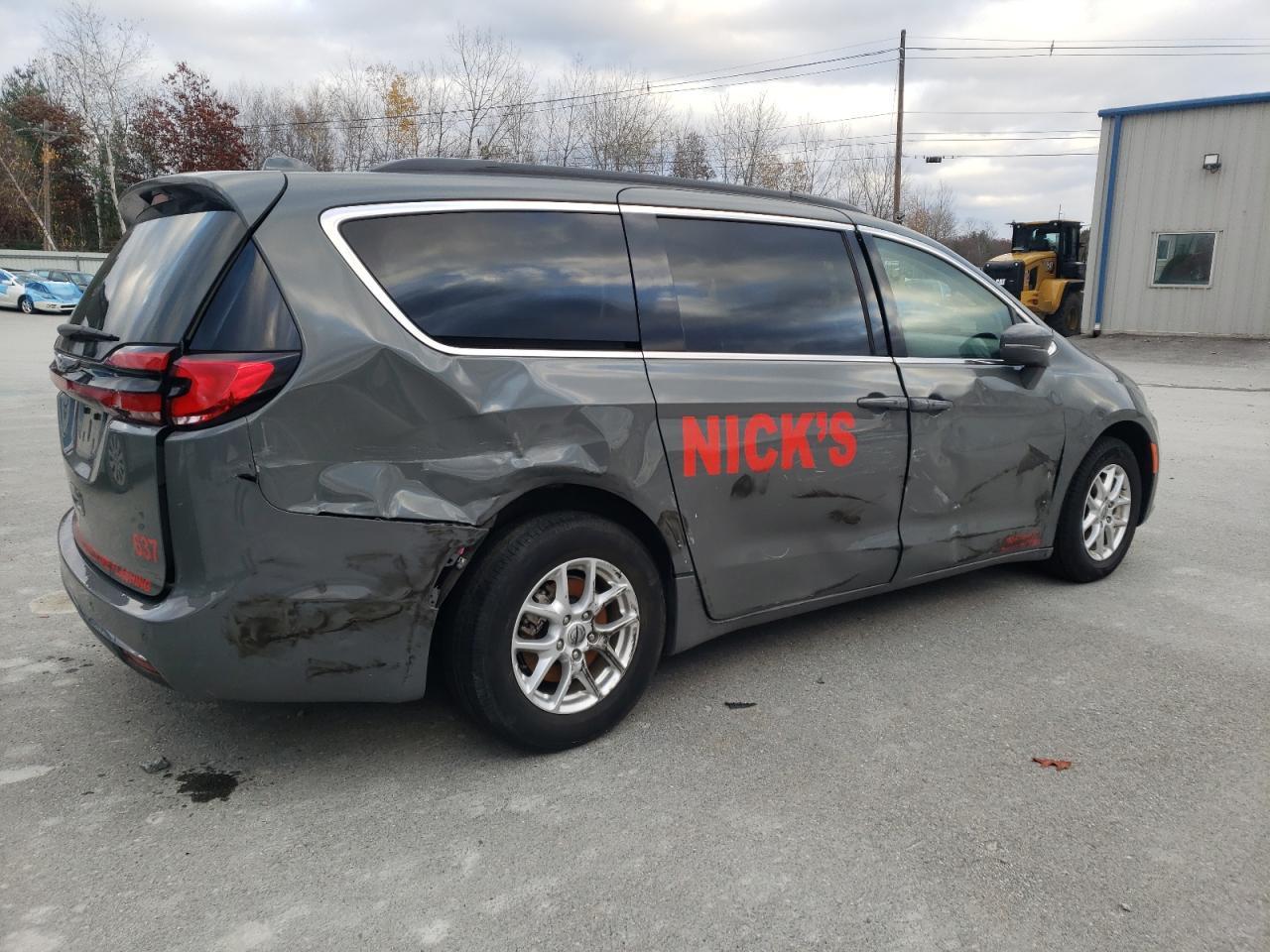 2022 Chrysler Pacifica Touring L - Фото 3