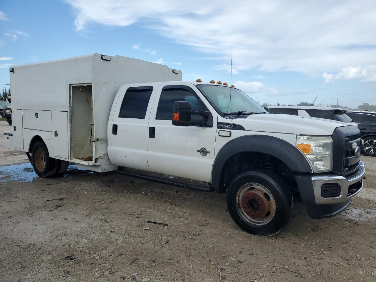 2015 Ford F450 Super Duty - Image 4