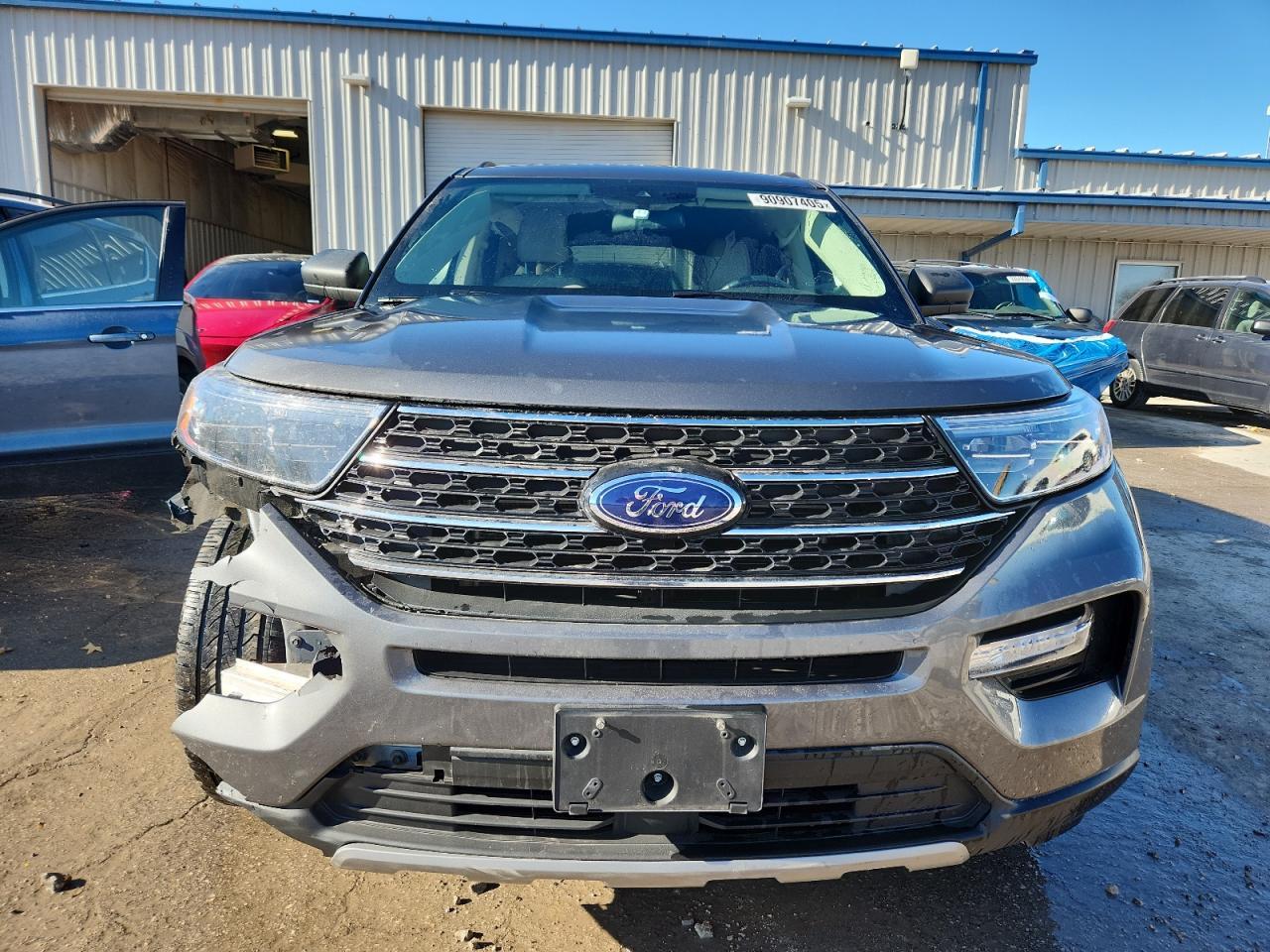 2022 Ford Explorer Xlt - Фото 5