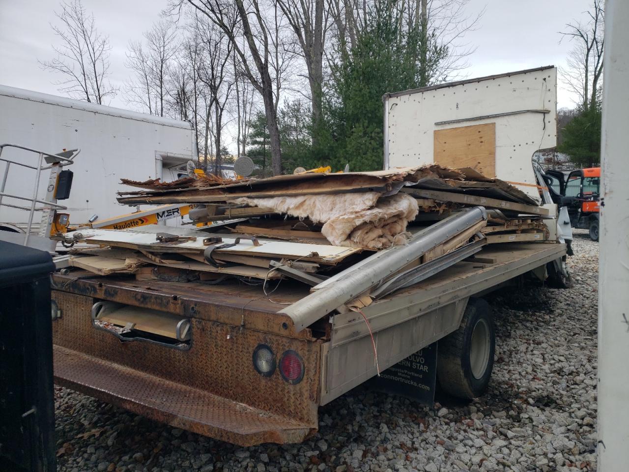 2019 Chevrolet Express G3500 - Image 3