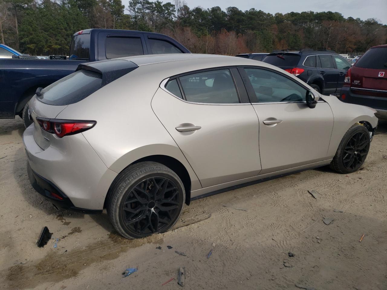 2023 Mazda 3 Select - Image 3