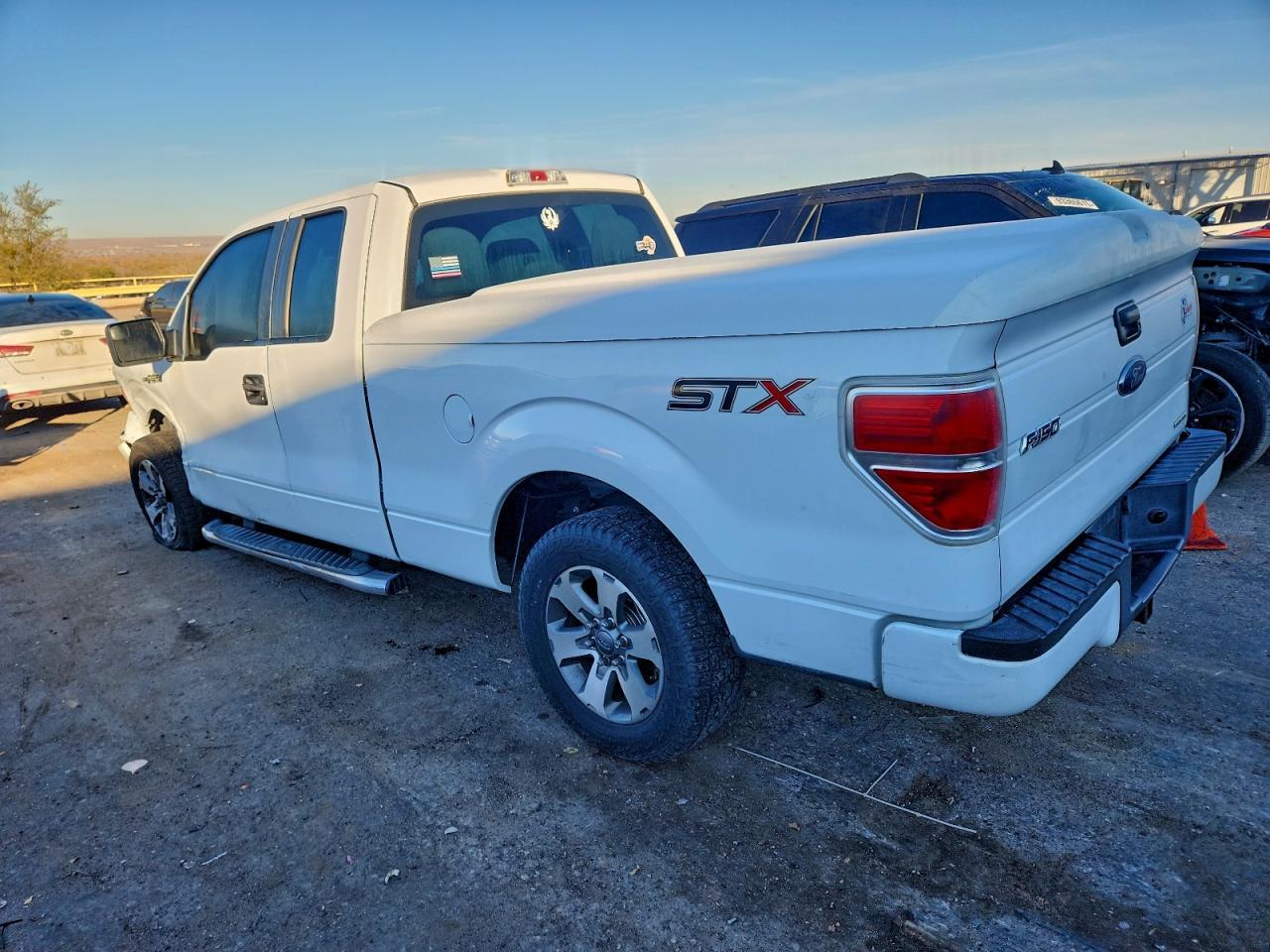 2014 Ford F150 Super Cab - Image 2