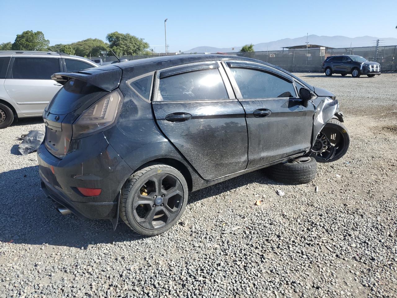 2018 Ford Fiesta St - Фото 3