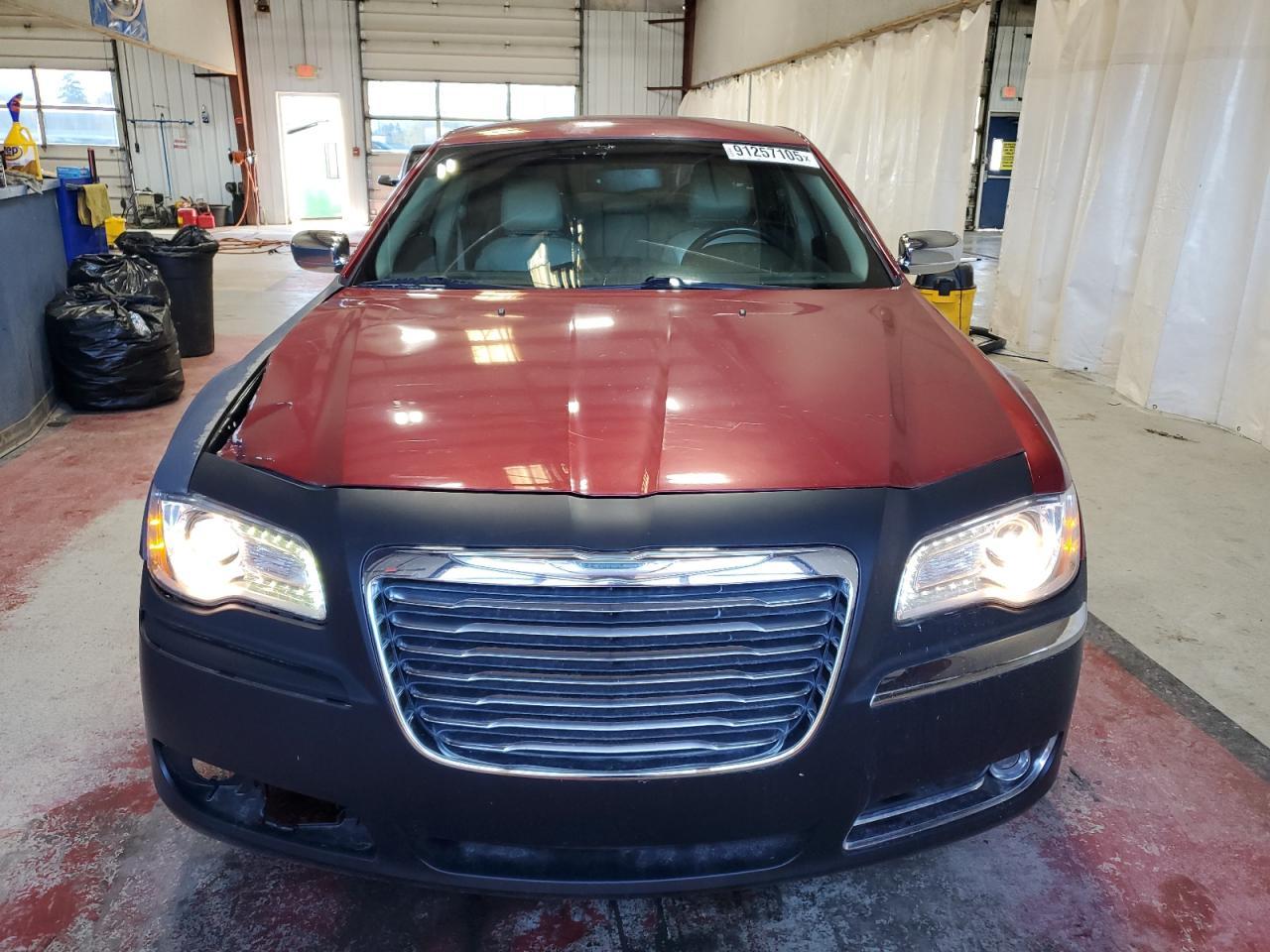 2012 Chrysler 300 Limited - Image 5