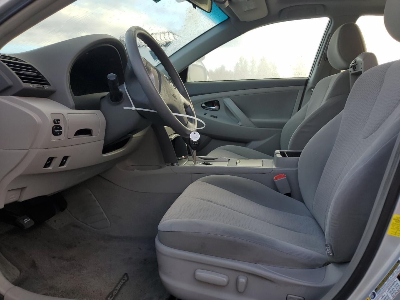 2011 Toyota Camry Base - Фото 7