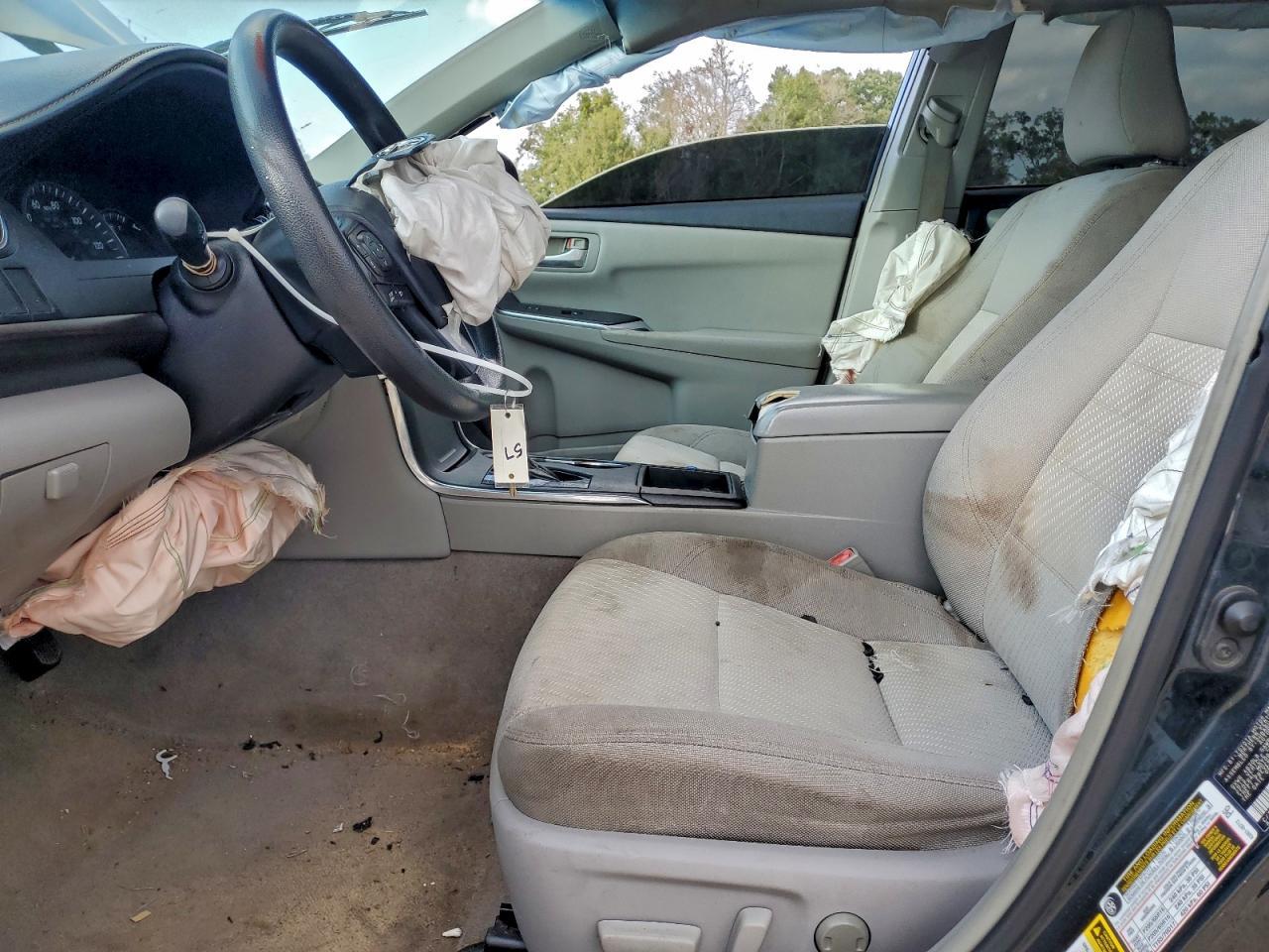 2015 Toyota Camry Le - Фото 7