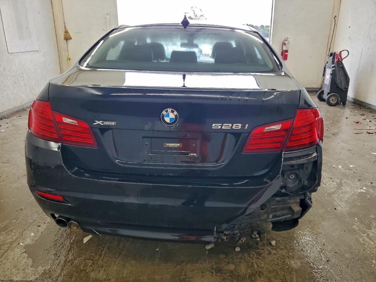 2016 BMW 528 Xi - Фото 6