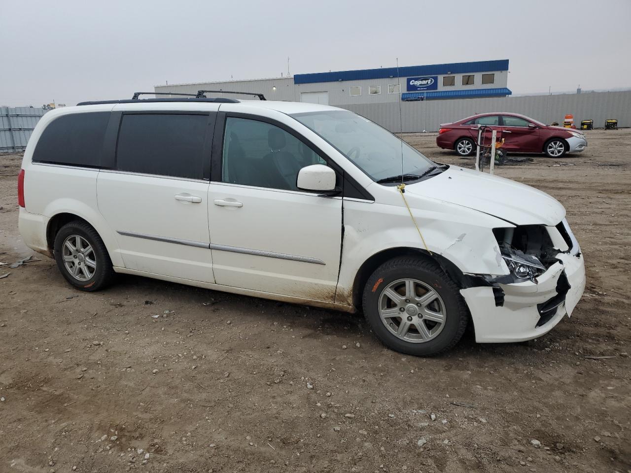 2012 Chrysler Town & Country Touring - Фото 4
