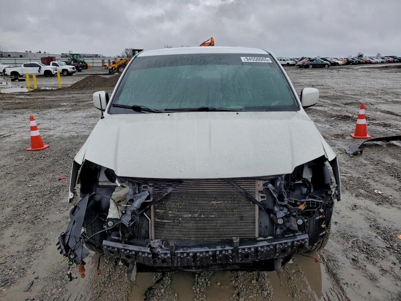 2019 Dodge Grand Caravan Gt - Image 5