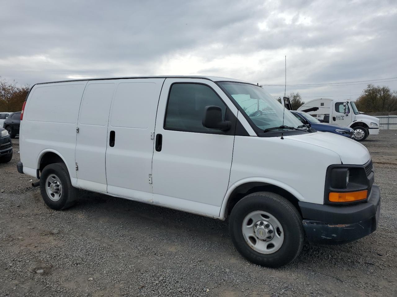 2014 Chevrolet Express G2500 - Фото 4