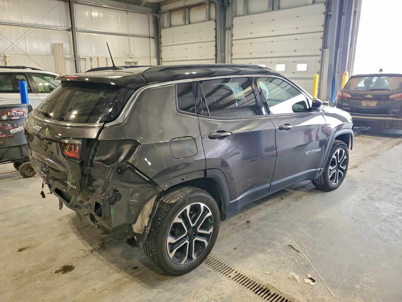 2023 Jeep Compass Limited - Фото 3