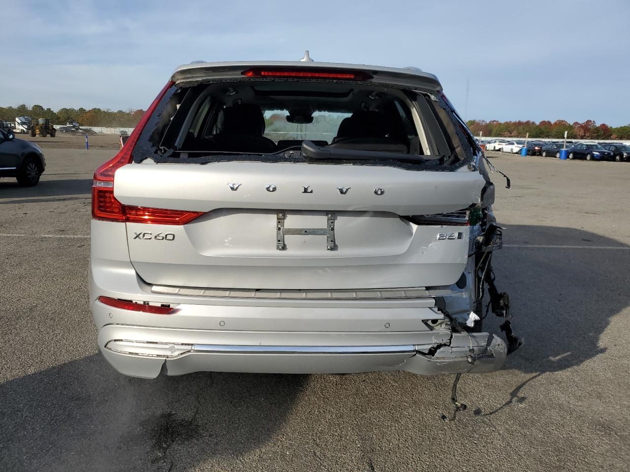 2022 Volvo Xc60 B6 Inscription - Фото 6