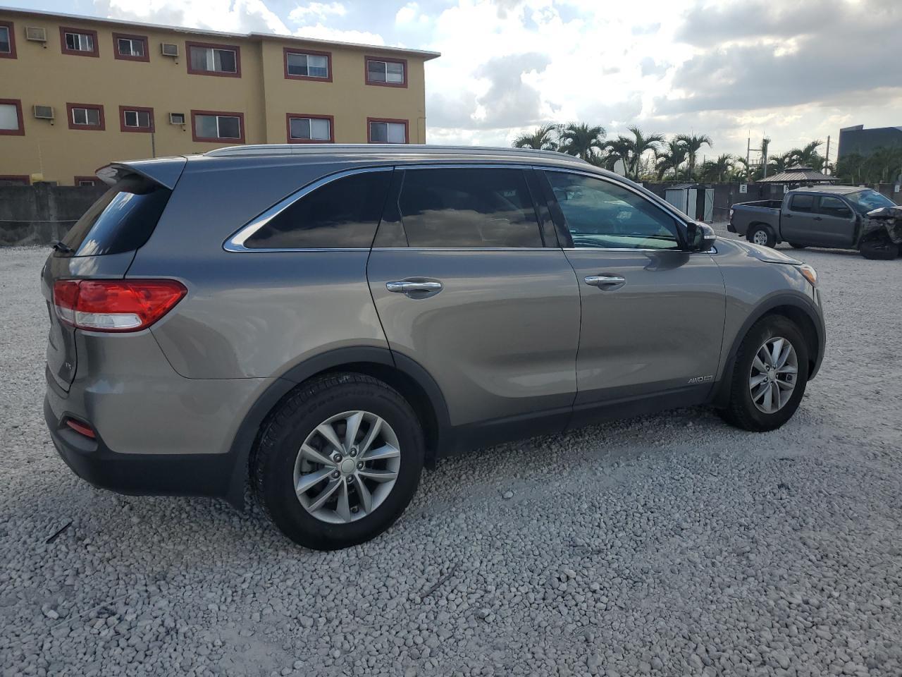 2016 Kia Sorento Lx - Фото 3