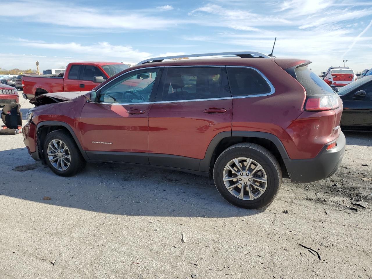2019 Jeep Cherokee Latitude Plus - Фото 2