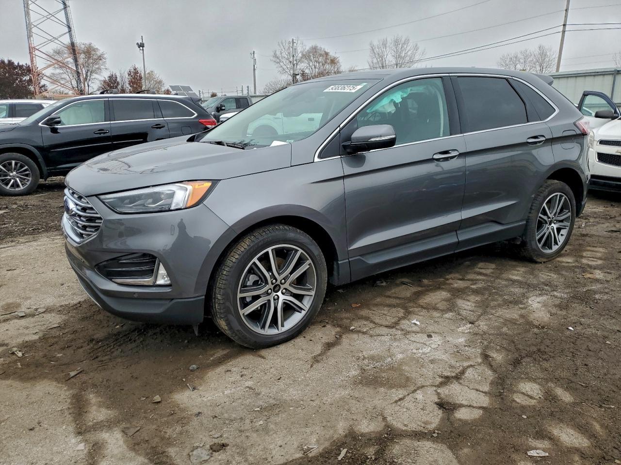 2024 Ford Edge Titanium